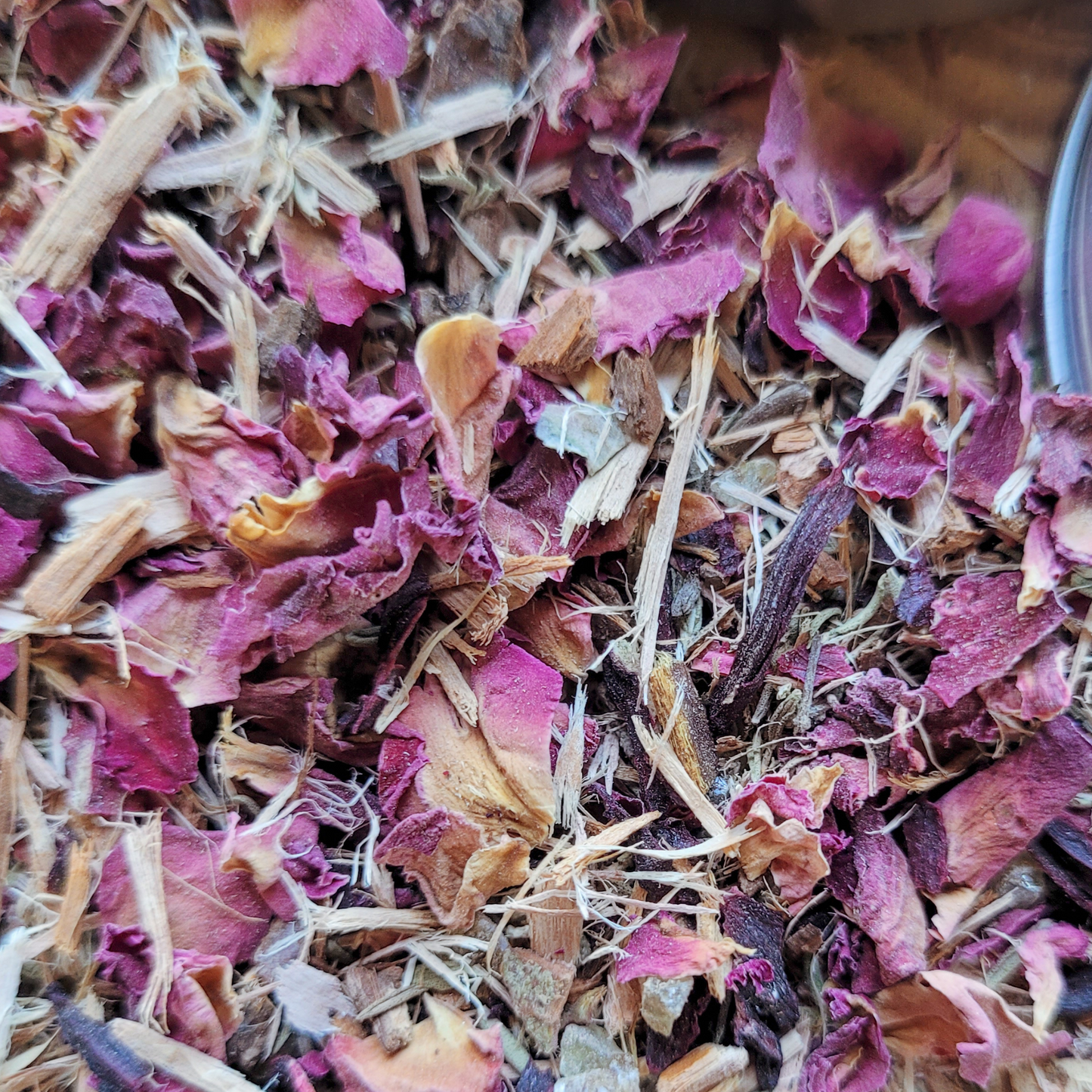 Full Moon Herbal Incense – Rose Hibiscus Copal Blend for Lunar Rituals, Intuition & Reflection