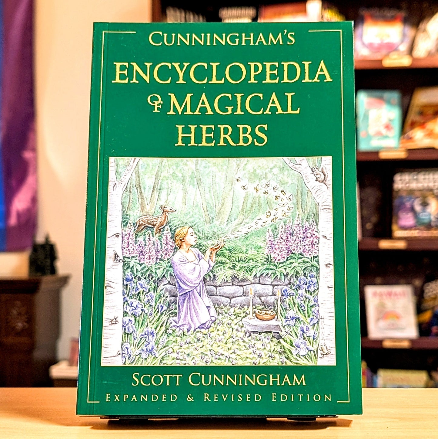 Cunningham's Encyclopedia of Magical Herbs (Llewellyn's Sourcebook Series) (Scott Cunningham's Encyclopedia Series, 1)